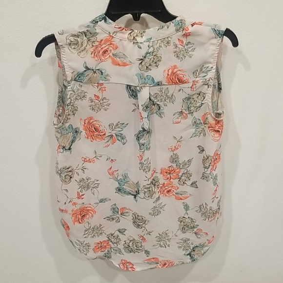 Top - Picture 3 of 3